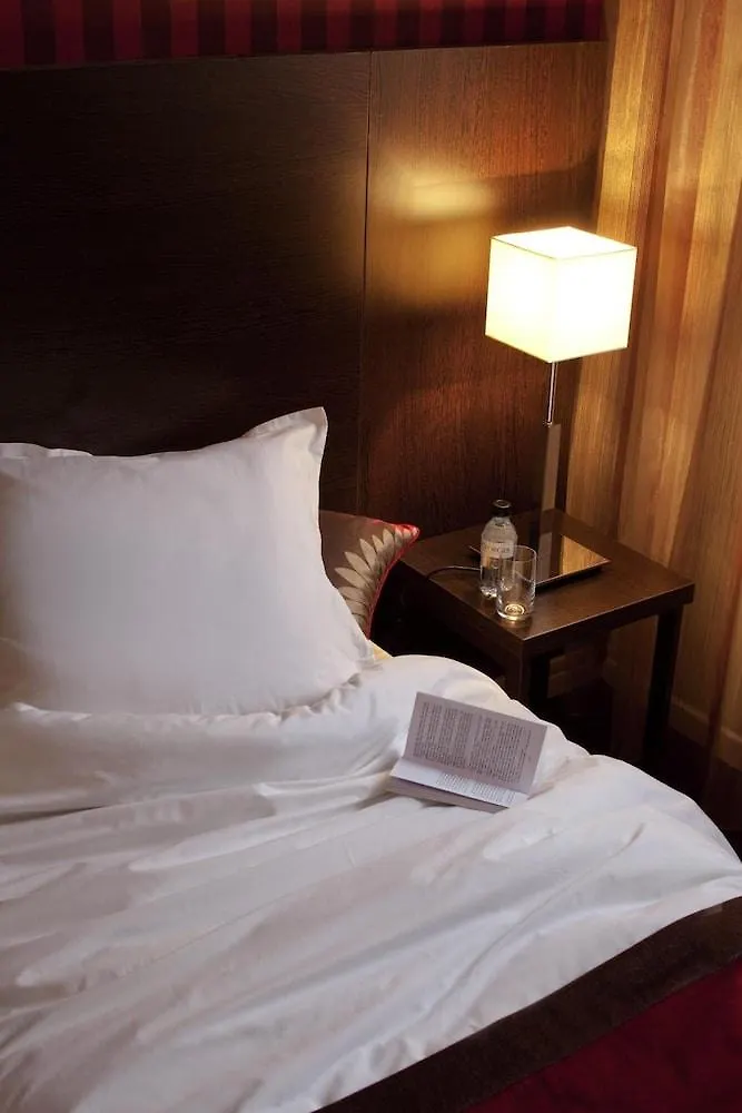 The Originals Residence Kosy Appart'Hotels - Les Cedres Grenoble 3*,  France